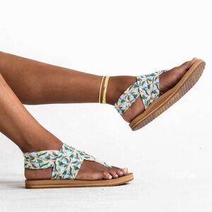 Sanuk Soft Top Yoga Sling Solstice Sandals Leaves Tropical Summer New NWT Size 9